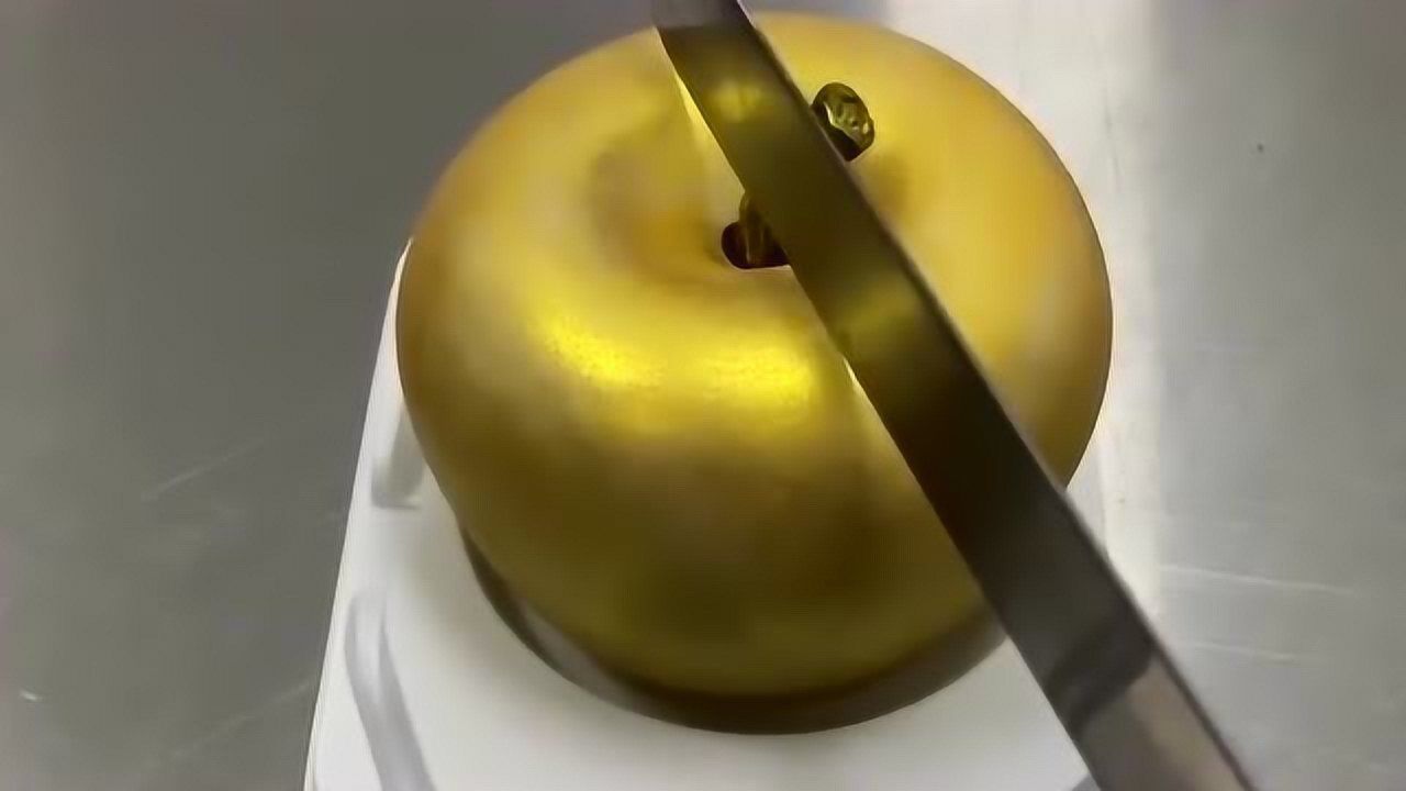 这就是希腊神话中神仙们争抢的金苹果?敲开之后,竟然还有惊喜