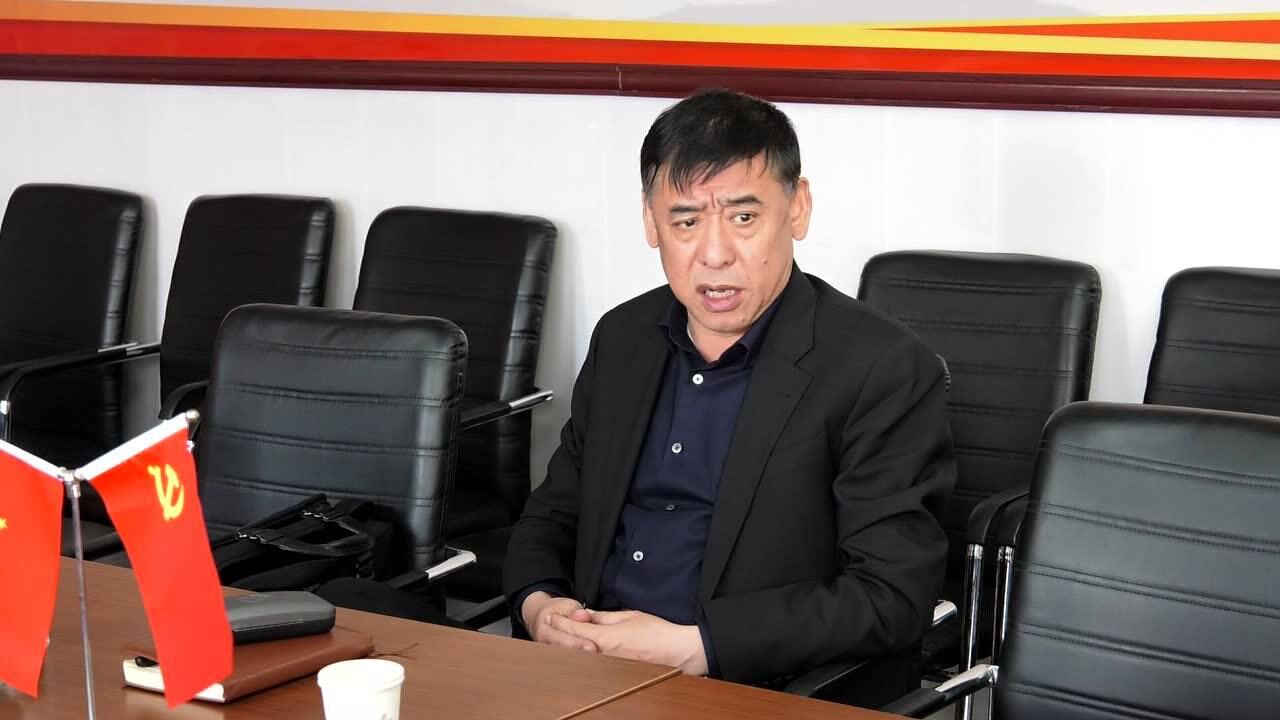 王锦锋在圪洞镇东沟村津良庄村调研va0