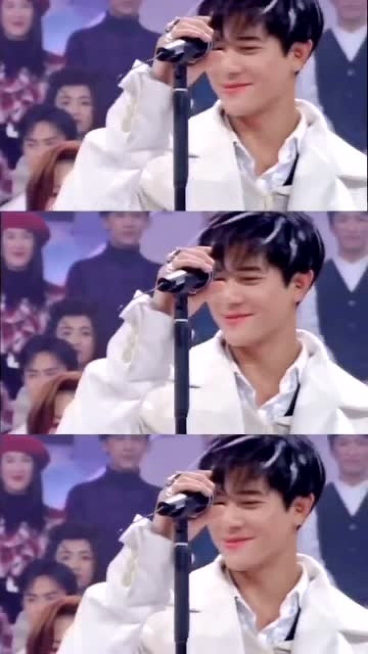 年轻的郭富城摇头太绝了我似乎看到了王嘉尔的影子果然潮流不分年代