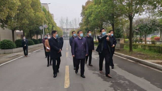 息县新闻:金平检查指导高三年级师生返校复学准备工作