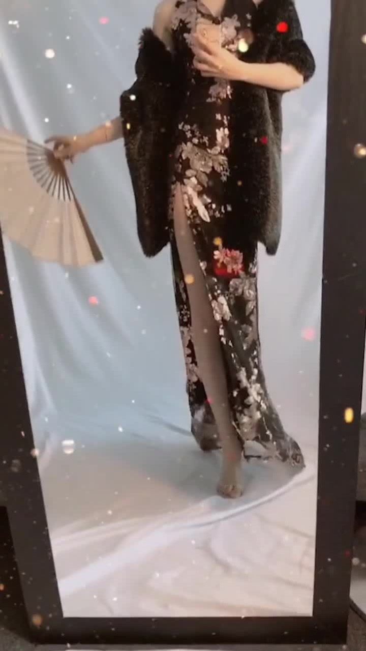 小哥哥男扮女装变身军阀太太,这男的比女的还性感!