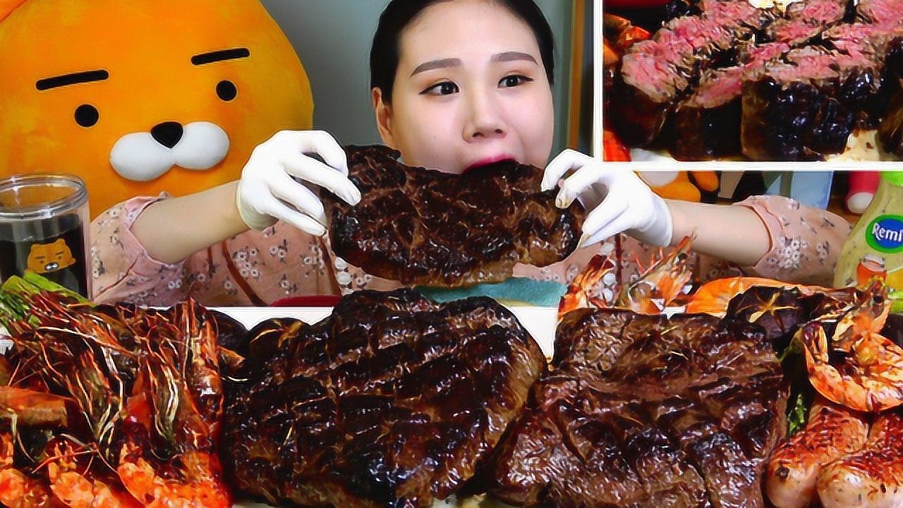 韩国大胃王卡妹,徒手抱啃超大牛排,10分钟吃30斤,不愧是吃播一姐