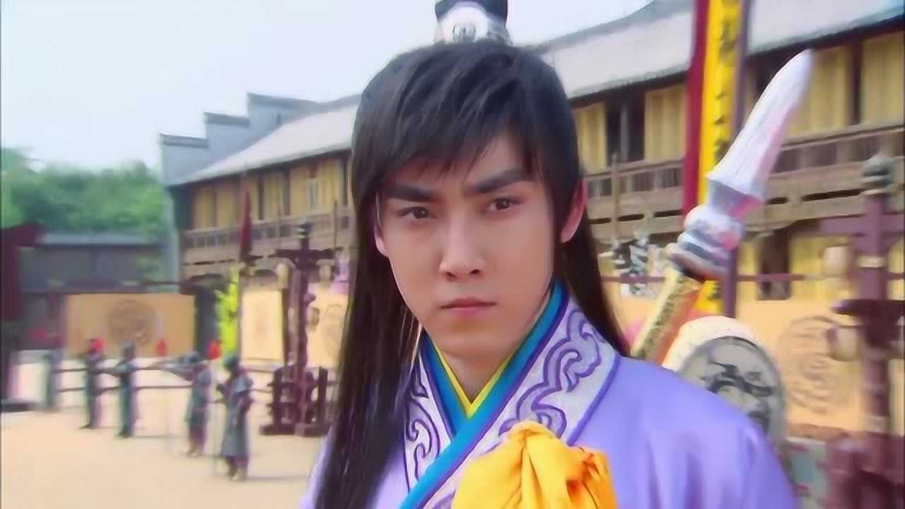 隋唐英雄罗通力压群雄被皇上任命出征帅气