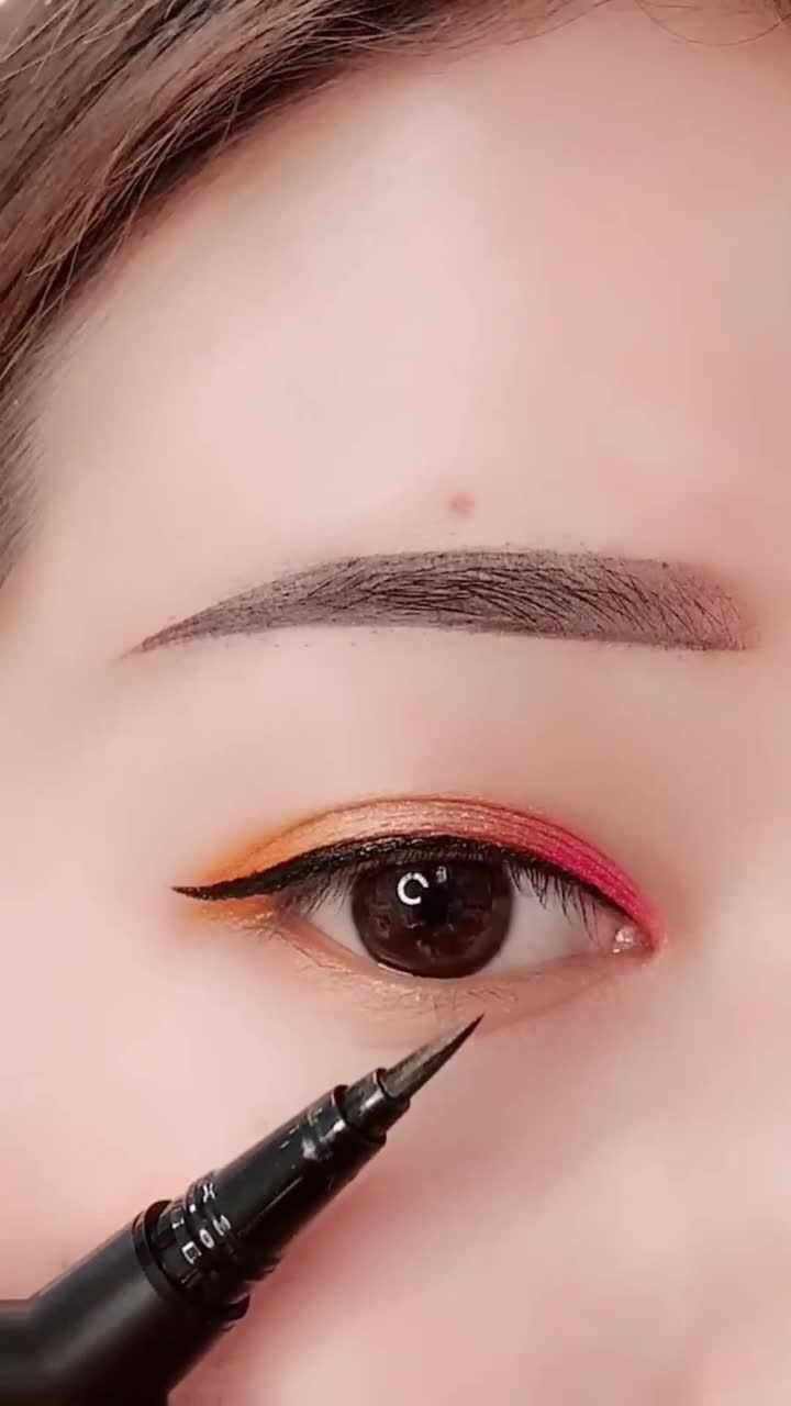 想要眼睛圆的这样画眼线画出来的超级好看进来学学吧