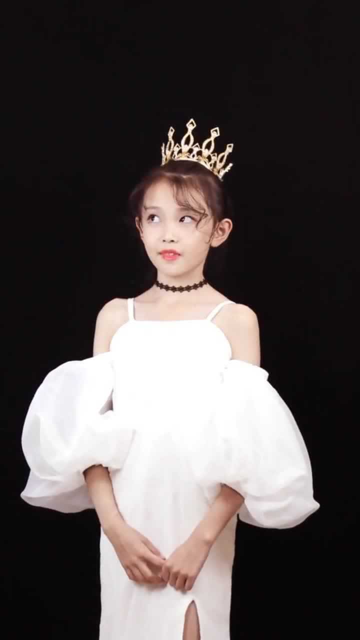 宋小睿真是天生的模特这气质真不是盖的太漂亮了