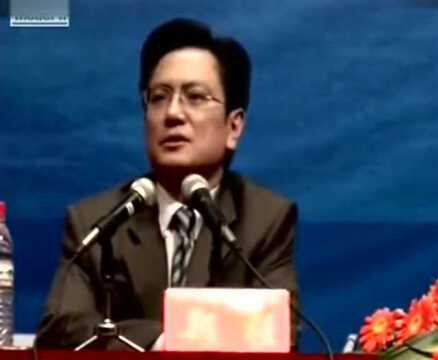 郑强教授:深情演讲被百次掌声打断,国防科大校长:直言你大声讲