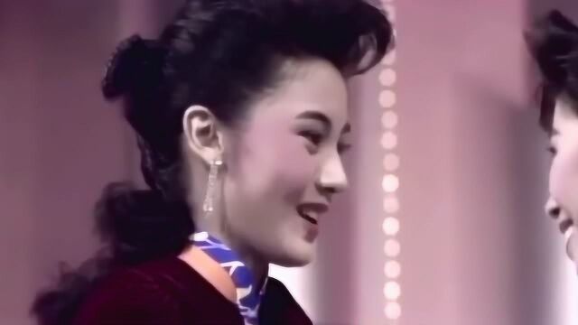 1988年李嘉欣获得港姐冠军并出道,一张高级脸迅速成为“富豪杀手”