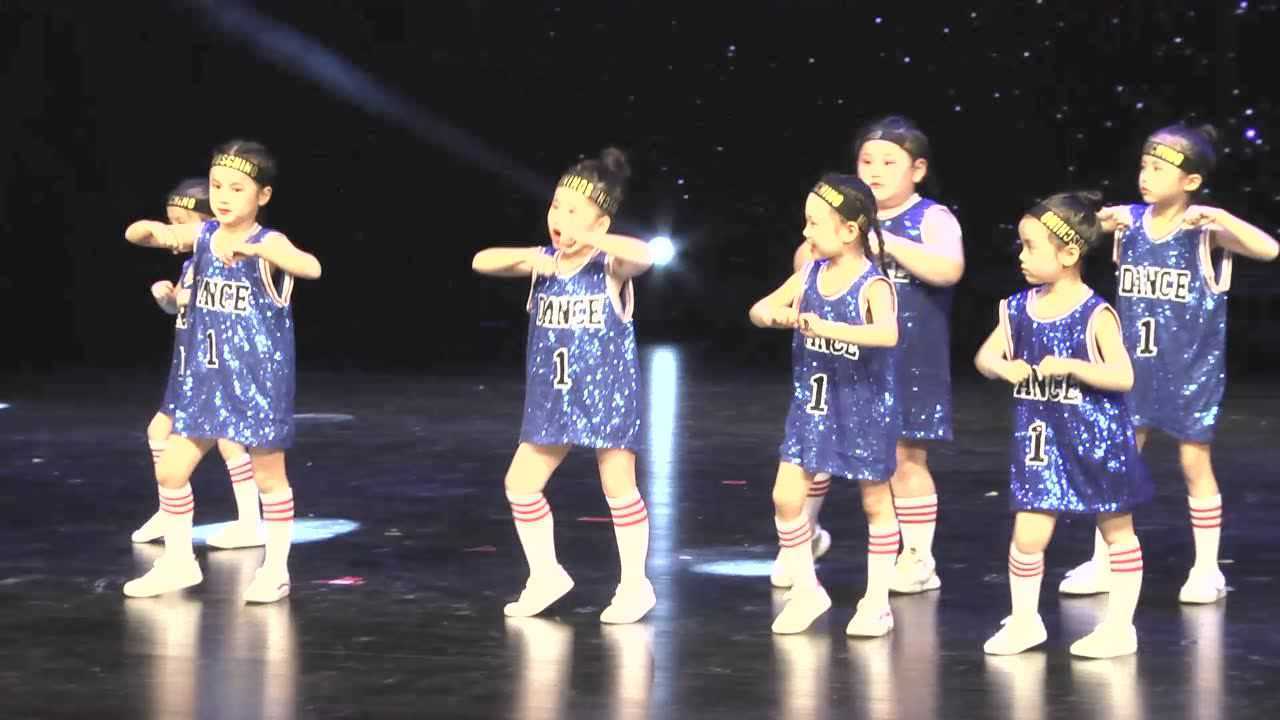 儿童舞蹈《98k》_腾讯视频