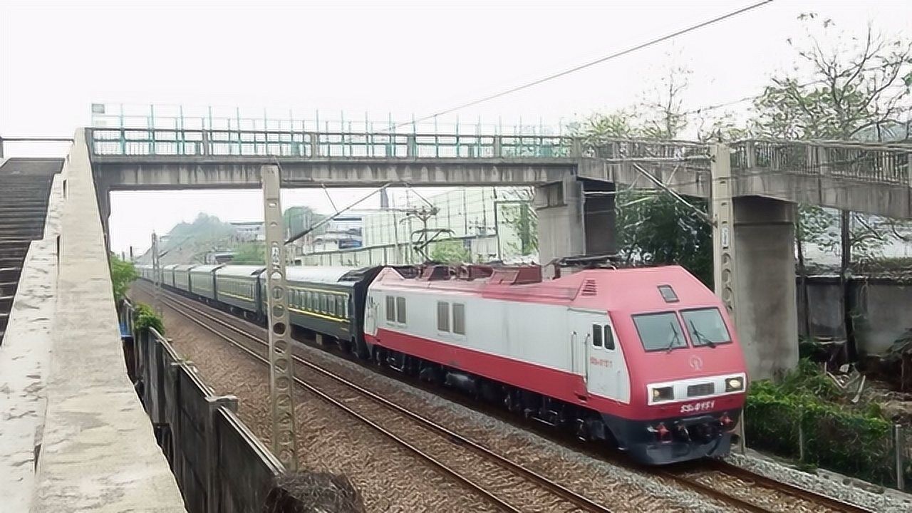 海口开往上海仅有的一趟列车k512次全程运行2539公里用时37小时