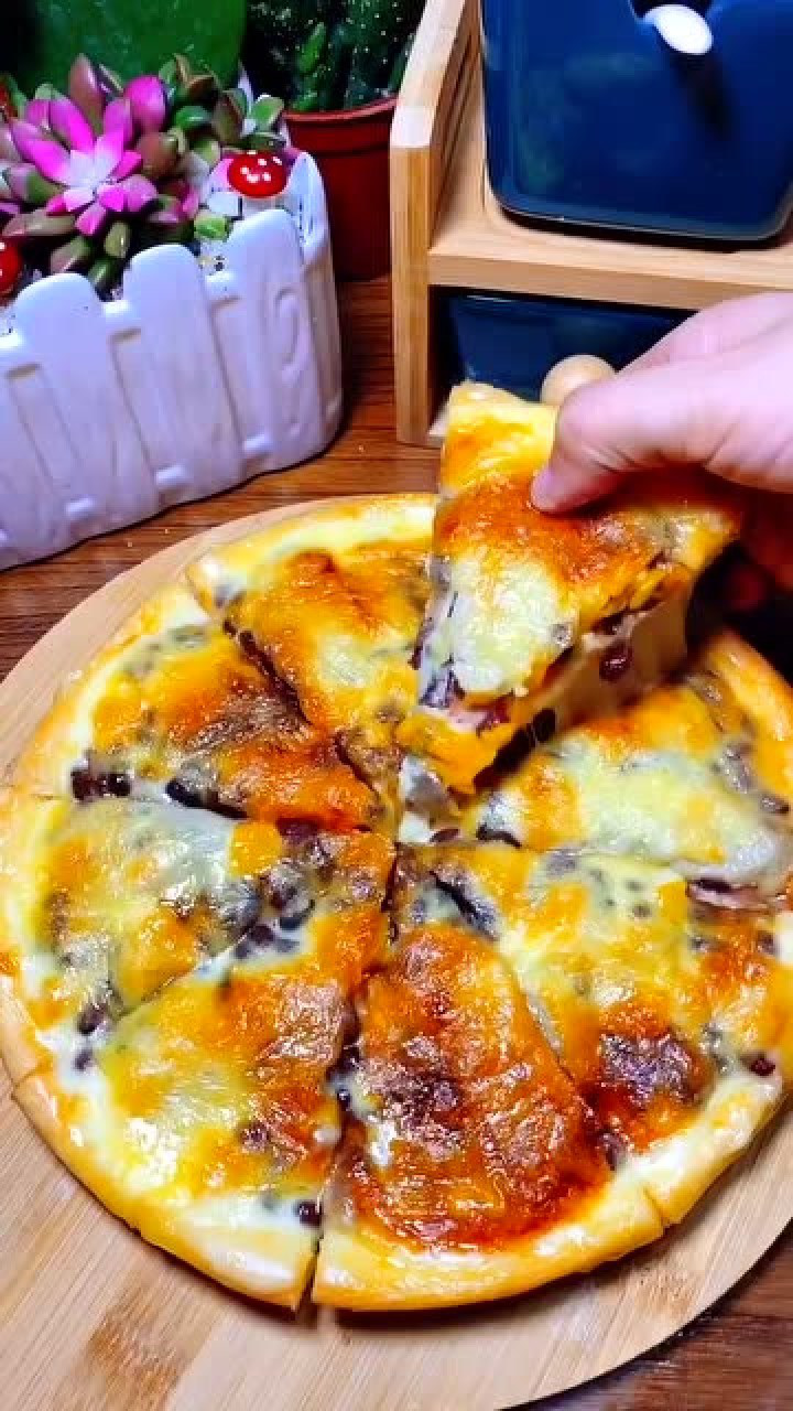 香蕉蜜豆披萨,不用出门咱们自己在家动手做,简单又好吃