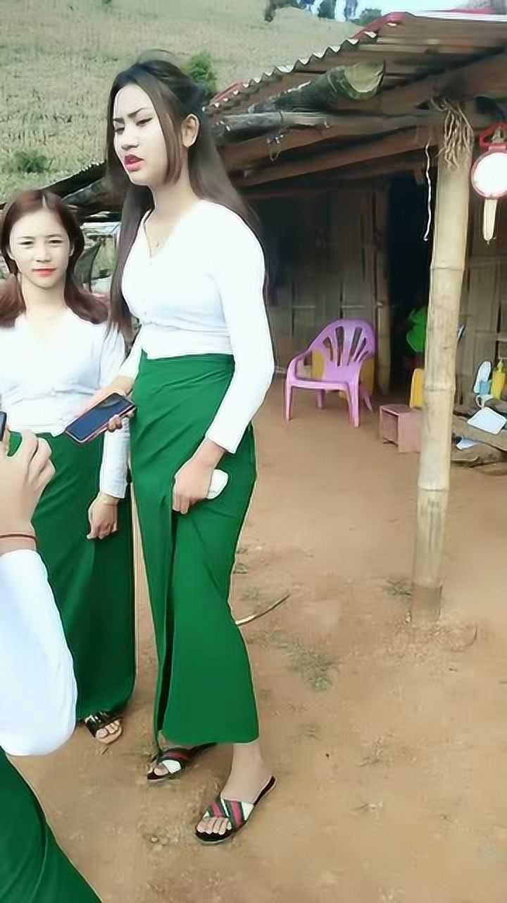 缅甸地主家的女人清纯可爱的缅甸妹想找中国小伙做对象