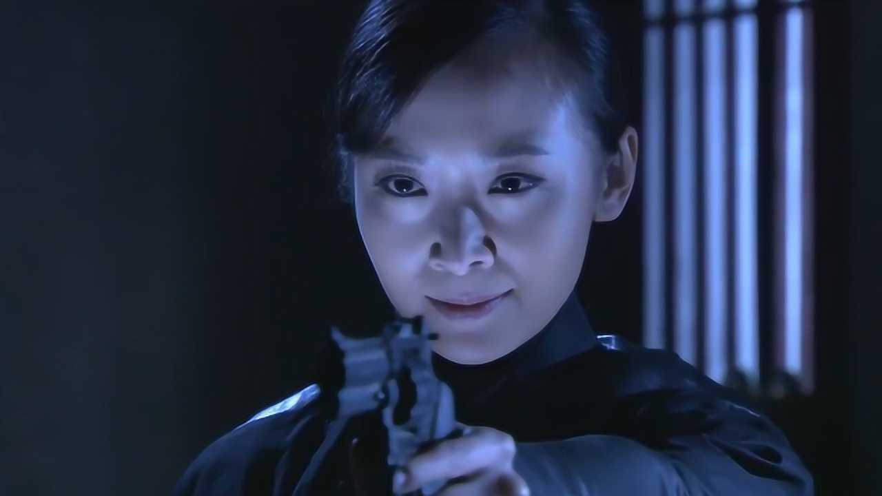 大漠枪神神秘人竟然是步鹰只是一直隐藏在特派员的身体里太可怕