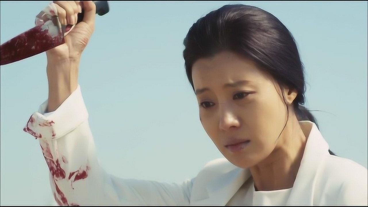 女儿在学校受辱妈妈为女儿复仇妈妈别哭