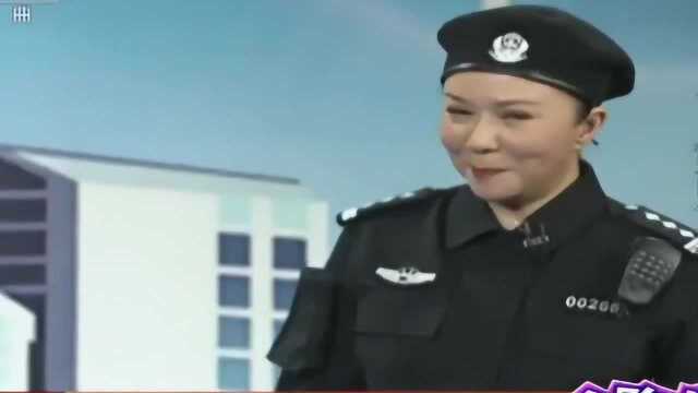 原来这个李婶是警察,男子吓得跳到的常远身上?