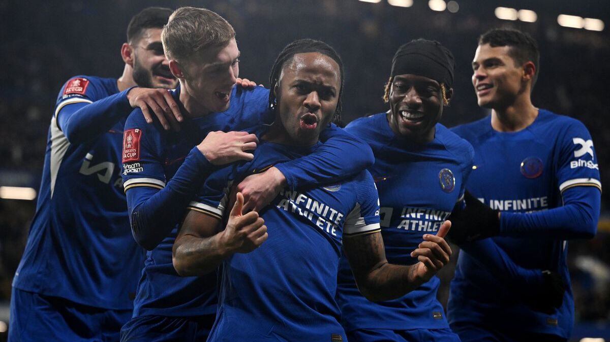 足总杯:切尔西4-0进32强 各项赛事3连胜 斯特林传射恩佐破门_腾讯新闻