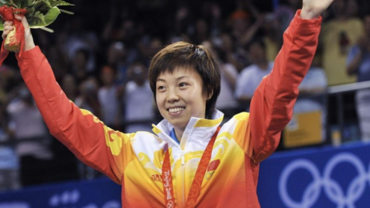 08年奥运会 张怡宁用备用板战胜强敌
