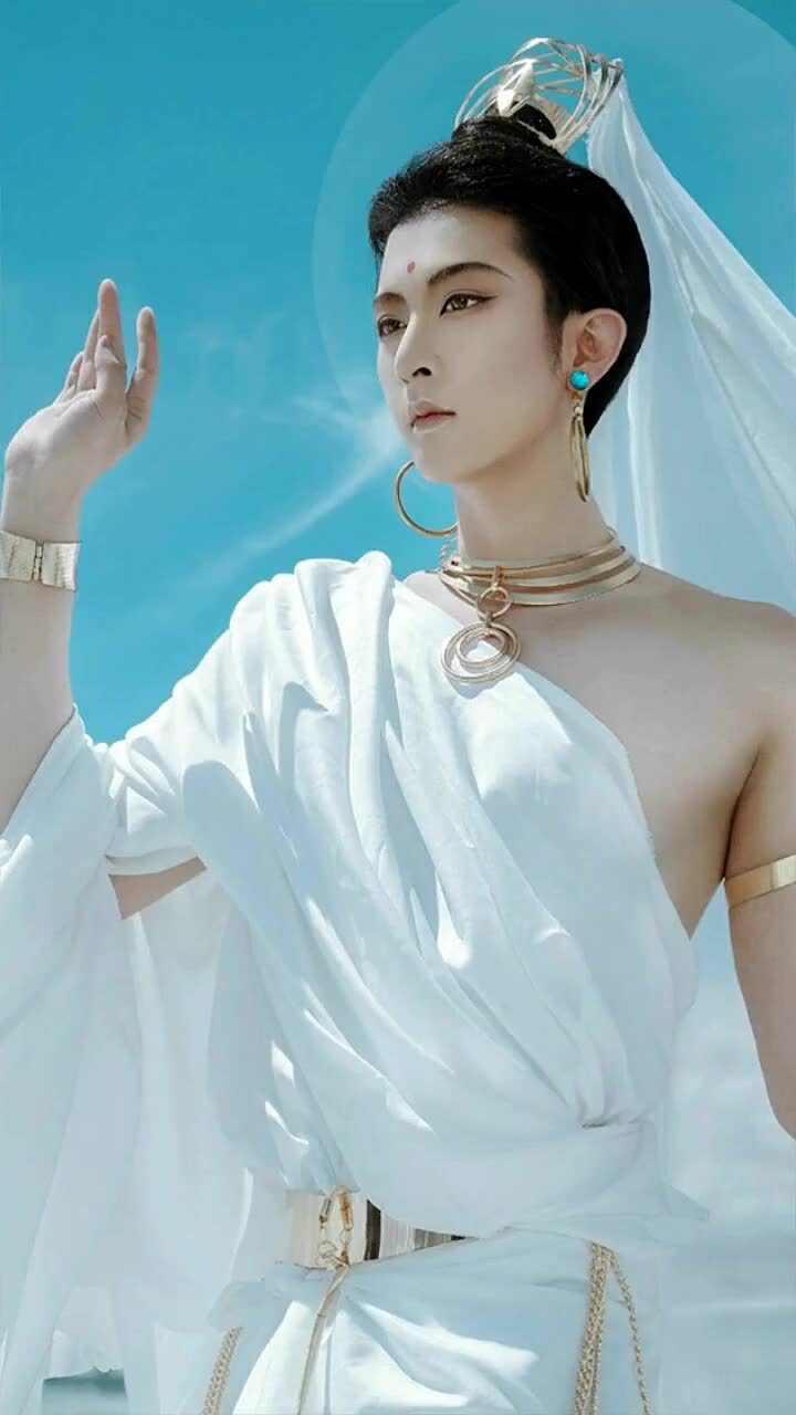 愿祖国早日战胜病毒全国人民过个平安年coser小梦小梦李孟羲佛祖保佑