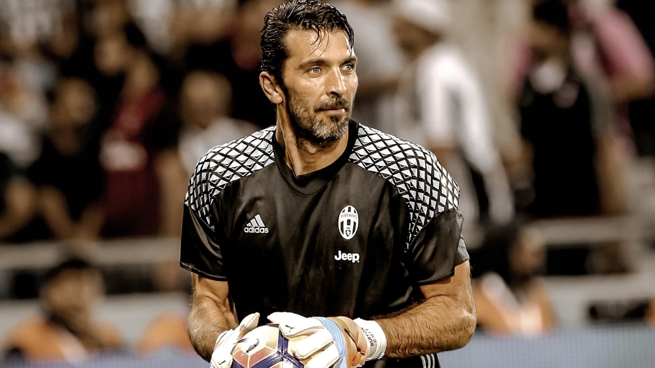 詹路易吉-布冯职业生涯精彩神扑回顾