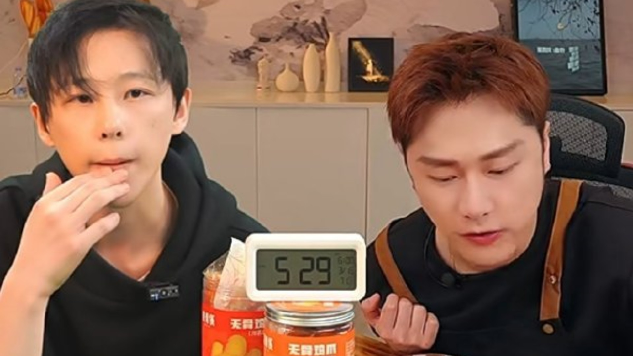 朱梓骁直播间抠图吃鸡爪,切片假人带货捞金,被质疑欺骗消费者