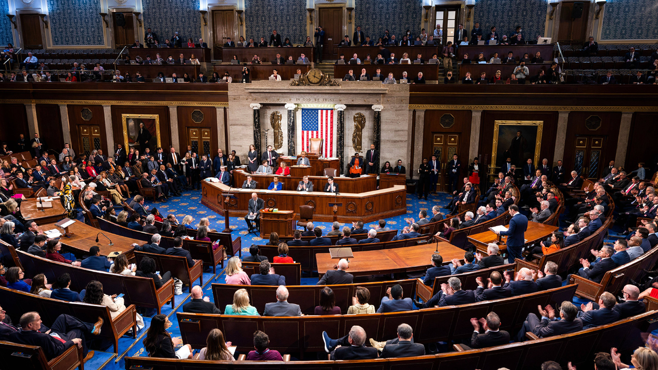 美国众议院通过法案,要求tiktok必须出售