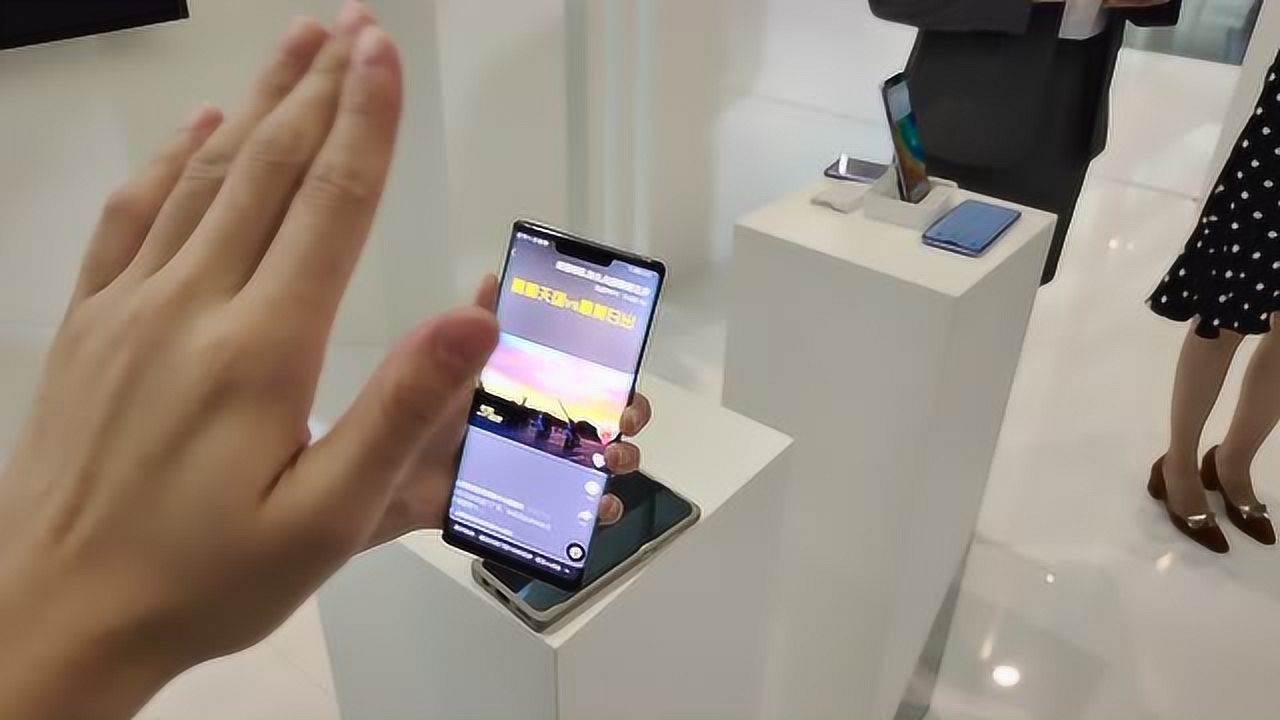 华为mate30pro隔空操作测评太好玩了
