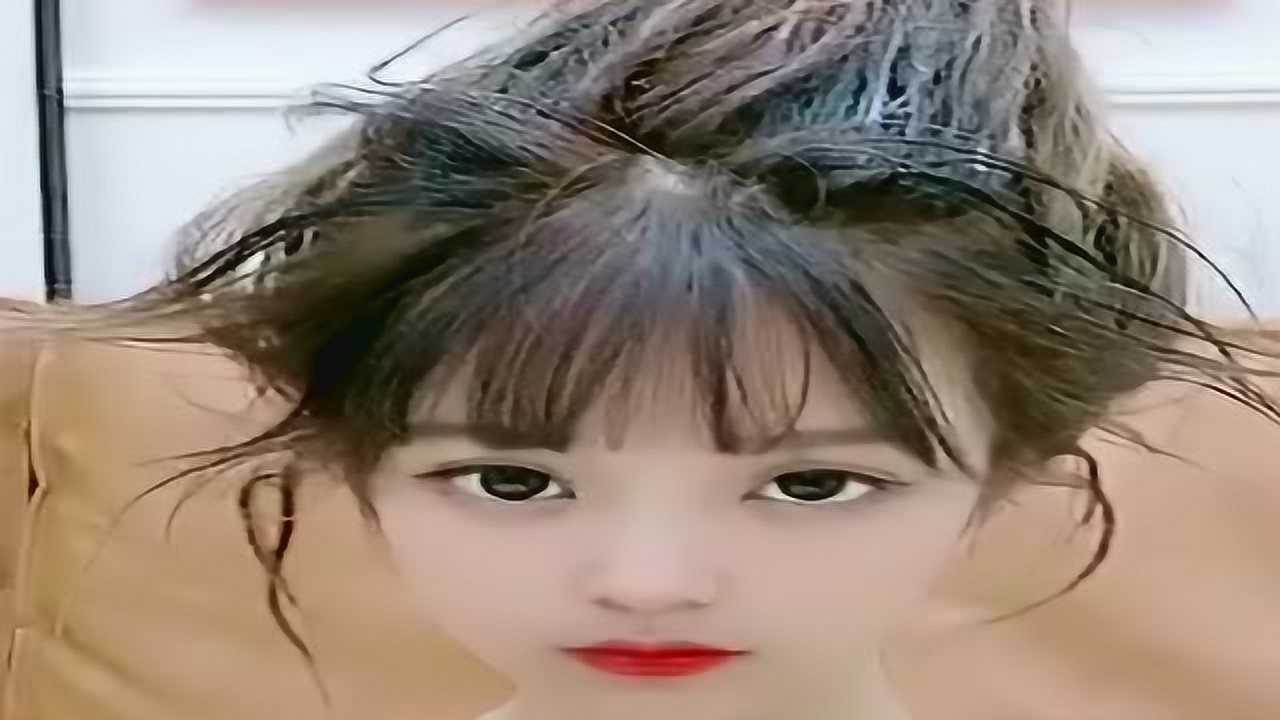 哥哥好心给苓妹做了新发型这发型好酷啊这下挨揍了吧