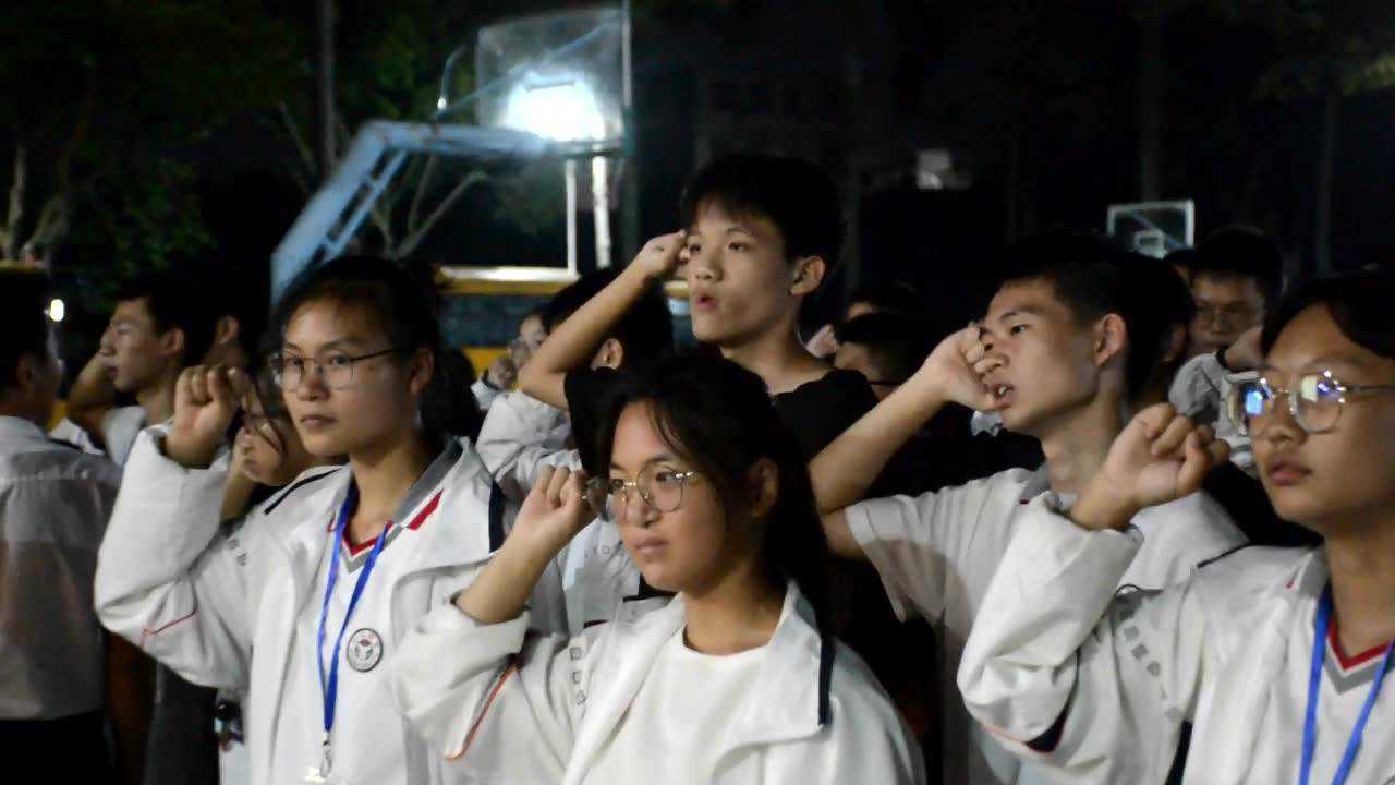 中山市东凤东海学校初中部家长会