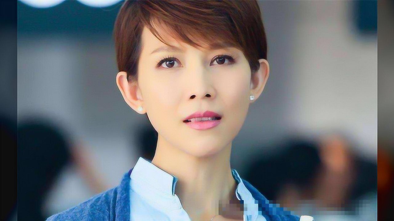 张晋发布vlog记录妻子生娃后,素颜的蔡少芬没有偶像包袱