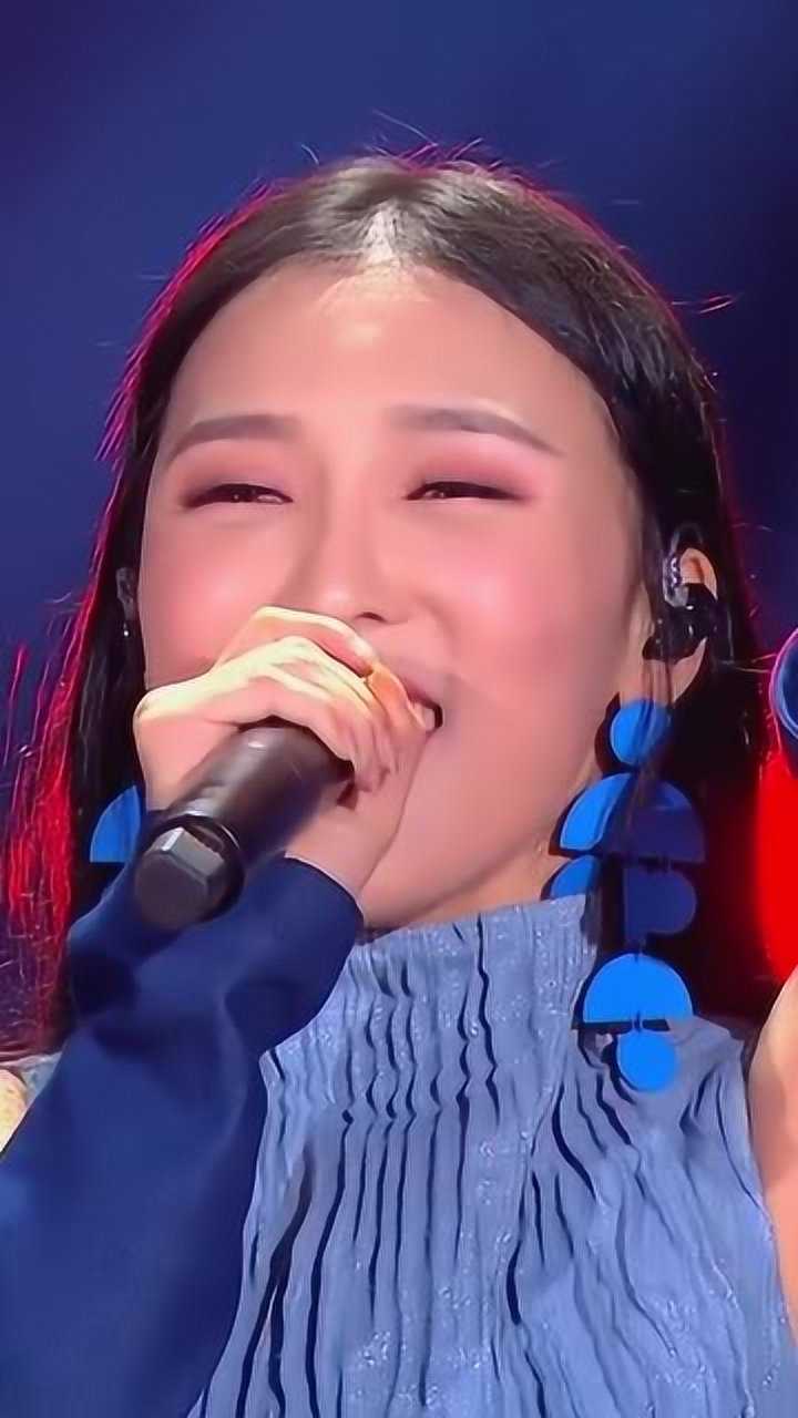 吴婧的蝶张弛有度好像真的把听众带入了中东沙漠