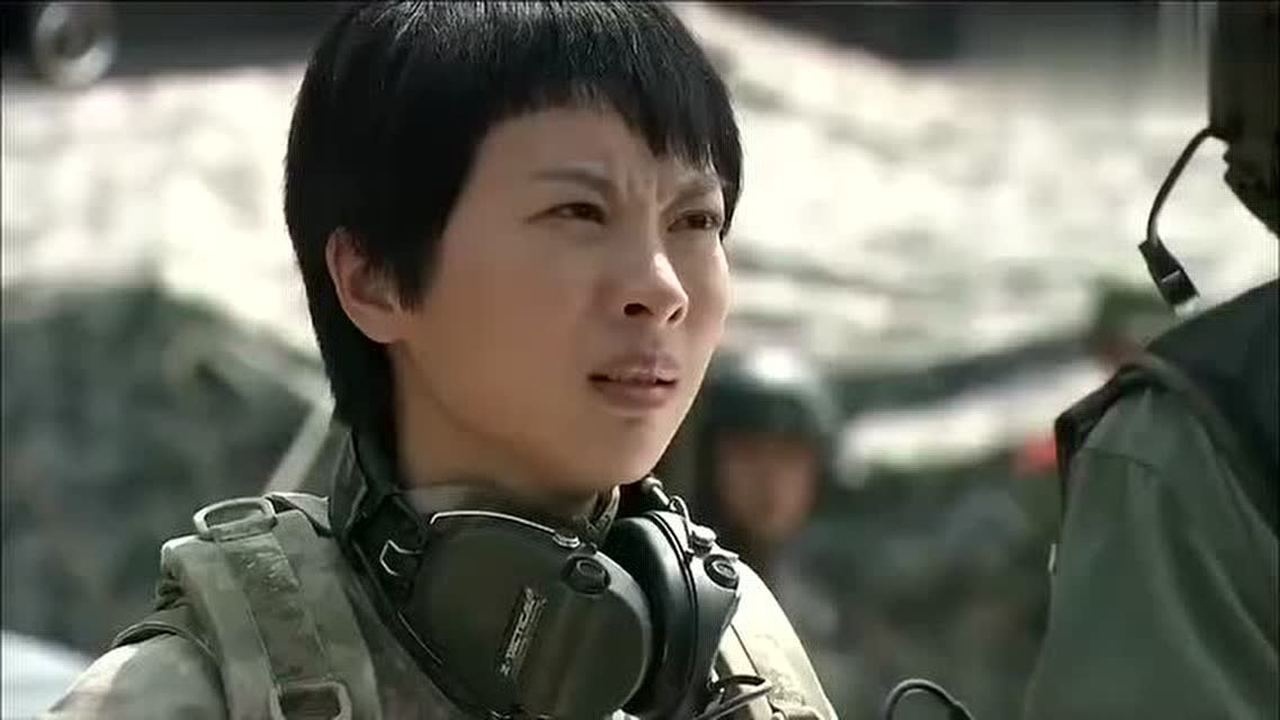 特种兵之火凤凰:欧阳倩执行任务时,发现张晨初竟然也在