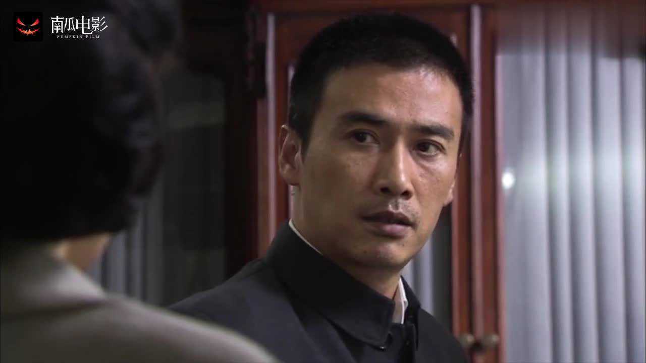 冯丽娜要抓捕李赫男却惹来唐栋的不满对着就是一顿训斥