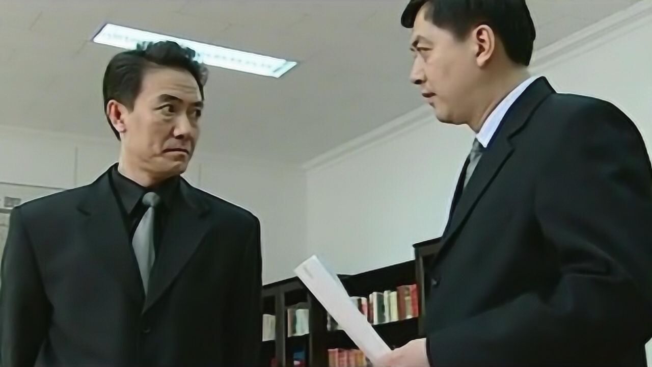 黑金背后:下属劝市长睁一只眼闭一只眼,市长虽然发火还是批准了