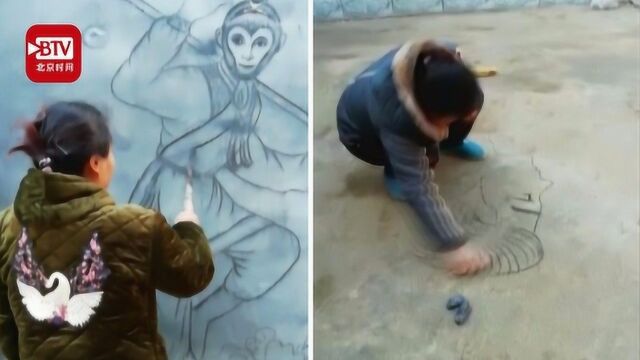 因老伴担心浪费铅笔 农村妇女用火烧棍煤炭作画 吸粉超百万