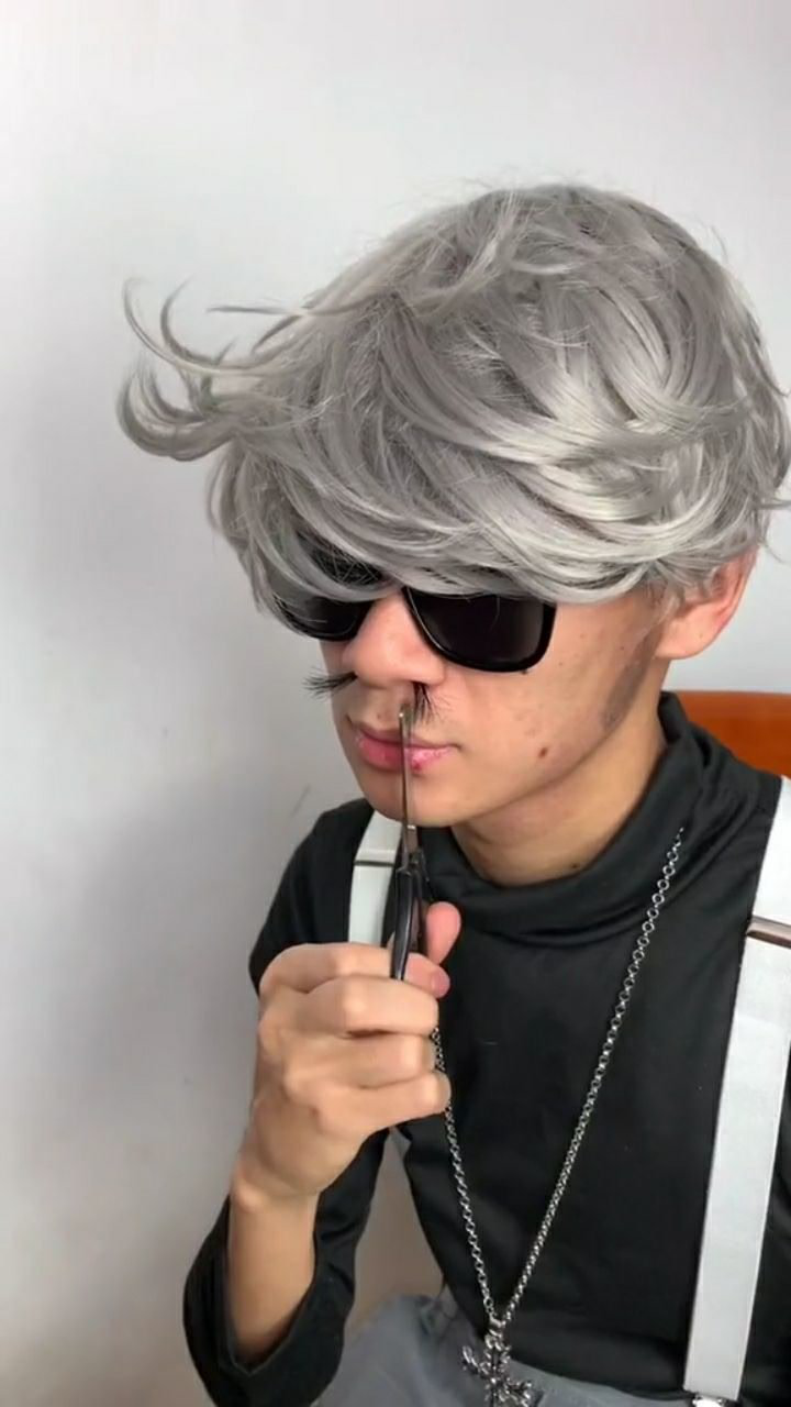 鼻毛太长太烦人用这个鼻毛修剪器蹭蹭两下干净帅气