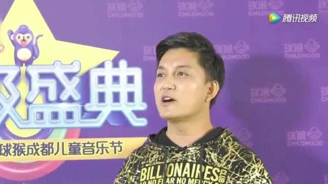 李锐用3D技术晒二胎照片 村长儿女双全却被质疑违法!