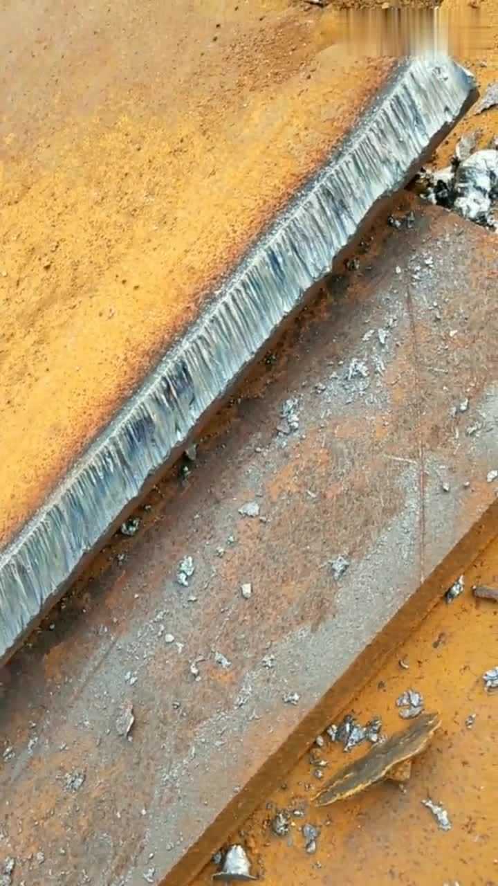 气割教程:手割20mm铁板打坡口成品视频分享