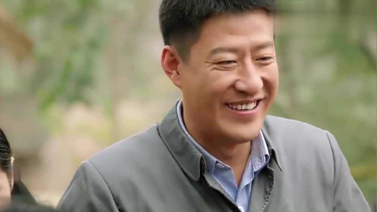 于震演的电视剧小草青青深情演绎深受广大人民喜爱