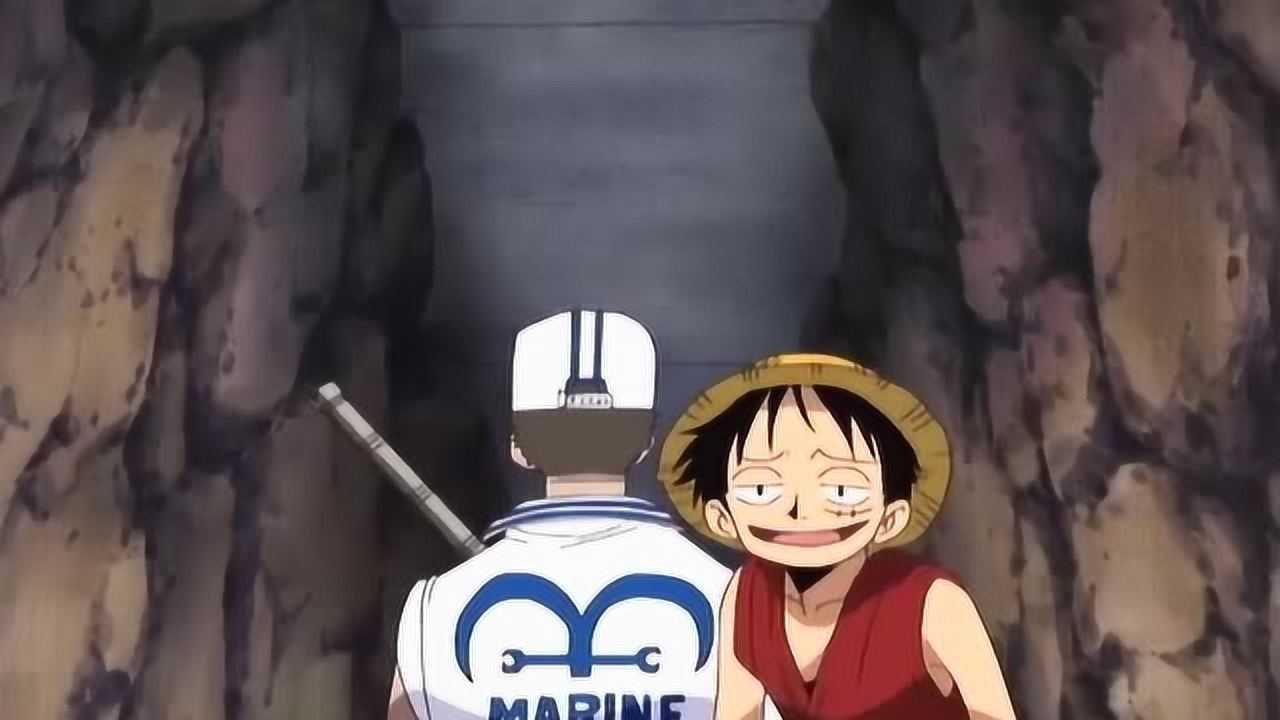 海贼王路飞是真的会玩这海军小兵被溜的一脸懵逼