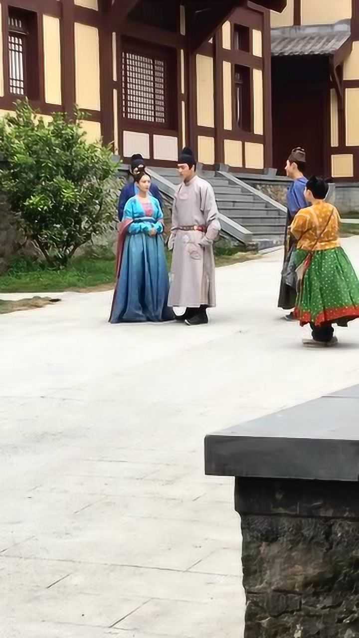 大佬来了明星许凯和李一桐拍戏花絮