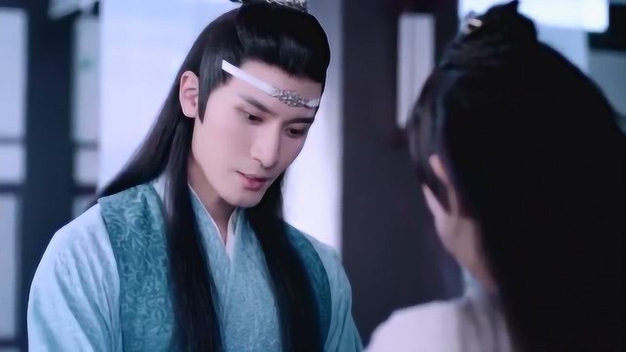 在云深不知处泽无君为金光瑶免去了尴尬,才换得金光瑶的一生尊重