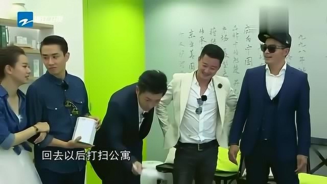 戚薇法国街头索吻,李承铉吃醋了你怎么那么开心