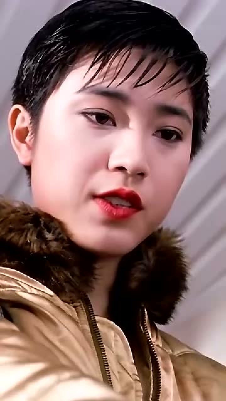 香港短发女神陈法蓉真是肤白貌美大长腿果然女人帅起来没男人什么事