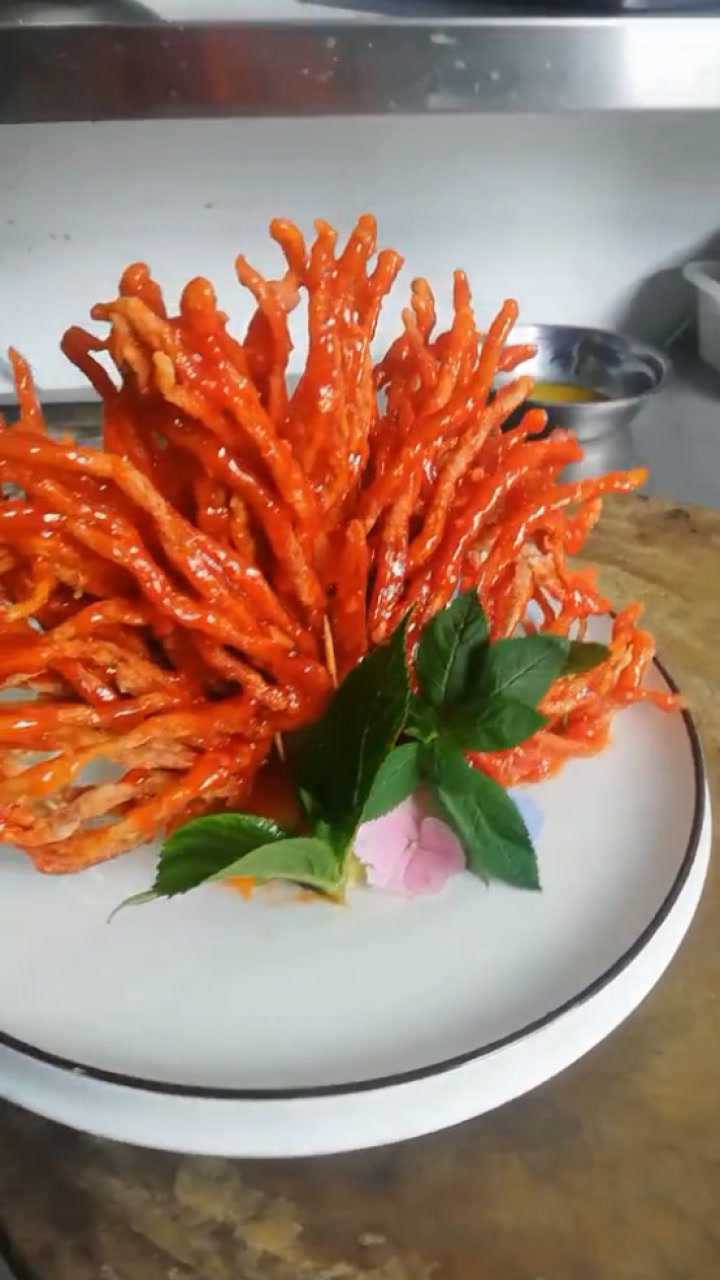 珊瑚鱼经常吃,珊瑚肉吃过吗?香酥美味,关键做法很简单,你学会了吗