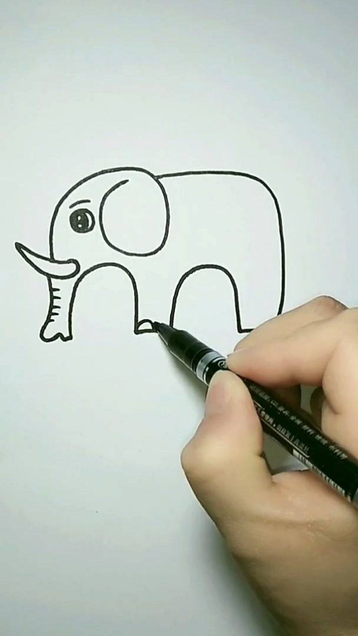 简单易学的字母简笔画来啦!一个字母m就可以画一头大象