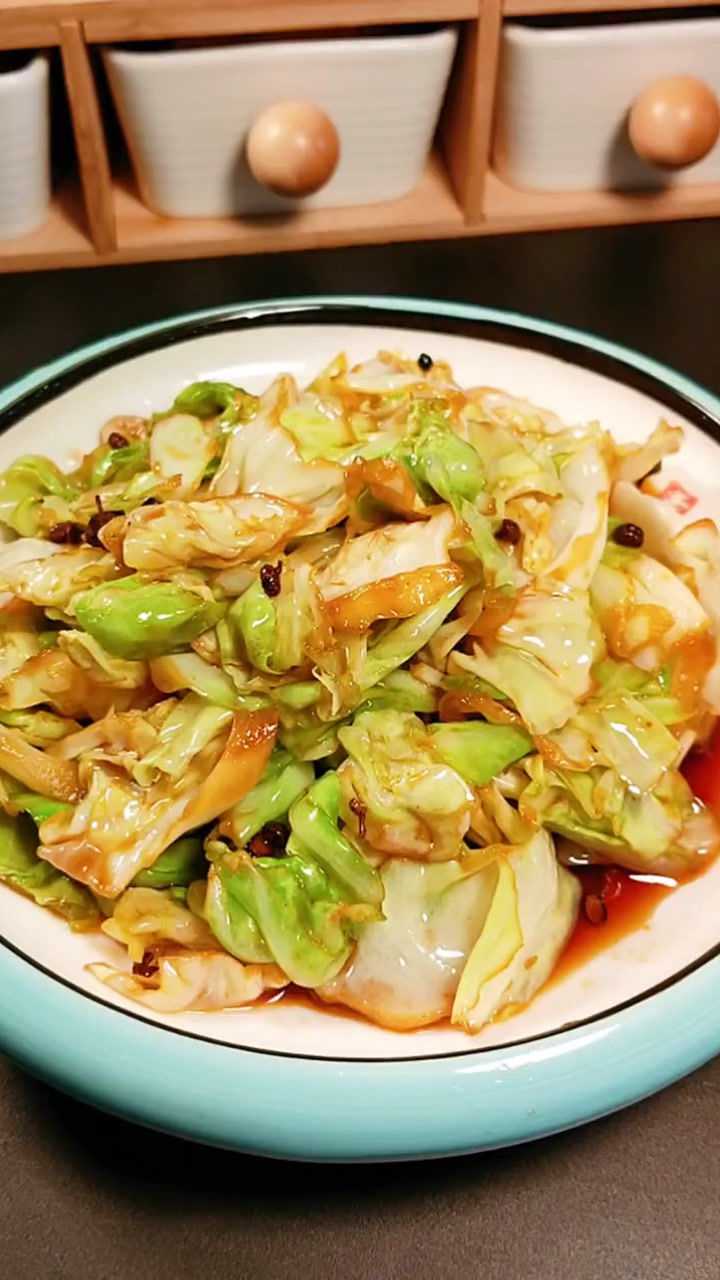 素炒包菜,味道也太香了吧