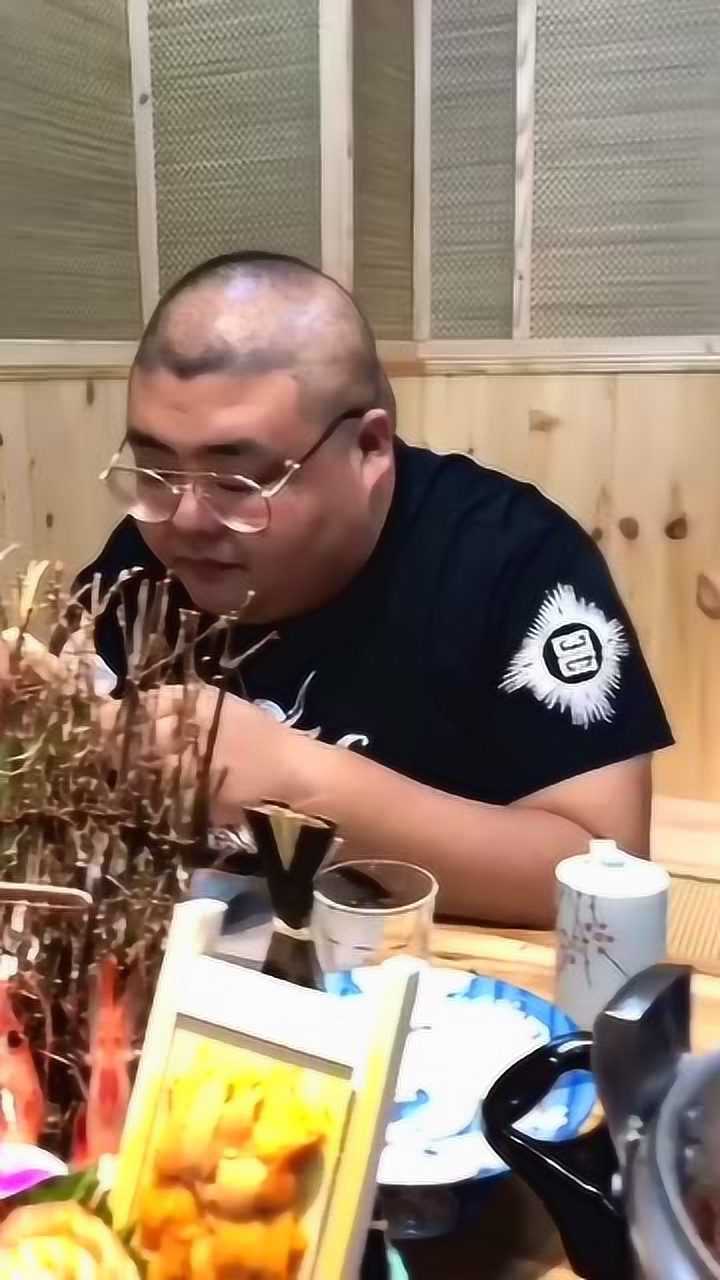 红雨老师这条三文鱼怎么样刚下飞机