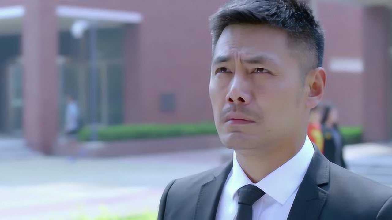 熊阔海去找小迪的养父请求原谅,养父看到他很生气_腾讯视频