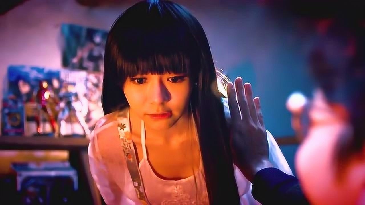 催泪爱情电影&nbsp; 这么可爱的僵尸妹子,谁能舍得下手?