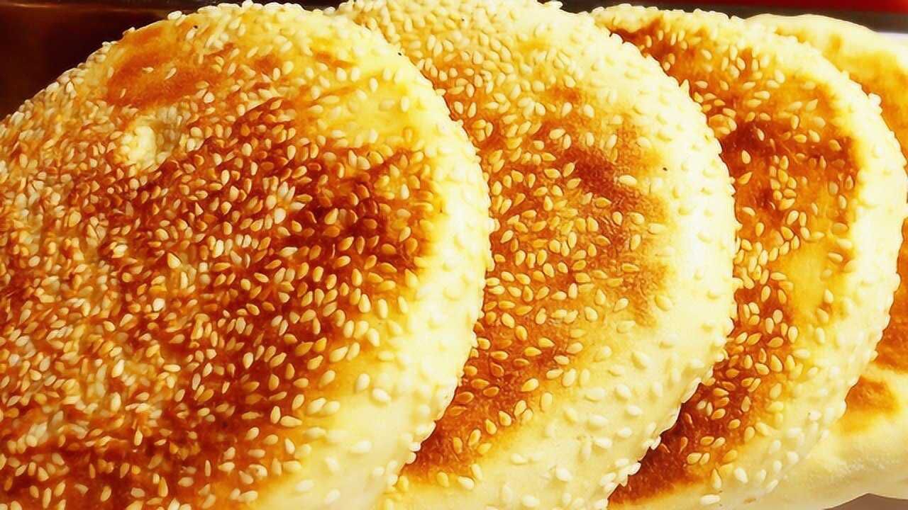 家常小发面芝麻饼的做法,比烧饼还好吃,附带一个糖心饼教程