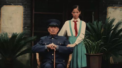 豆瓣8.7，蒋雯丽和她姥爷的故事，一部能勾起父母童年回忆的电影